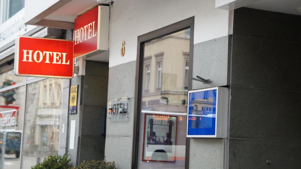 Hotel Jägerhof Wiesbaden Exteriör bild