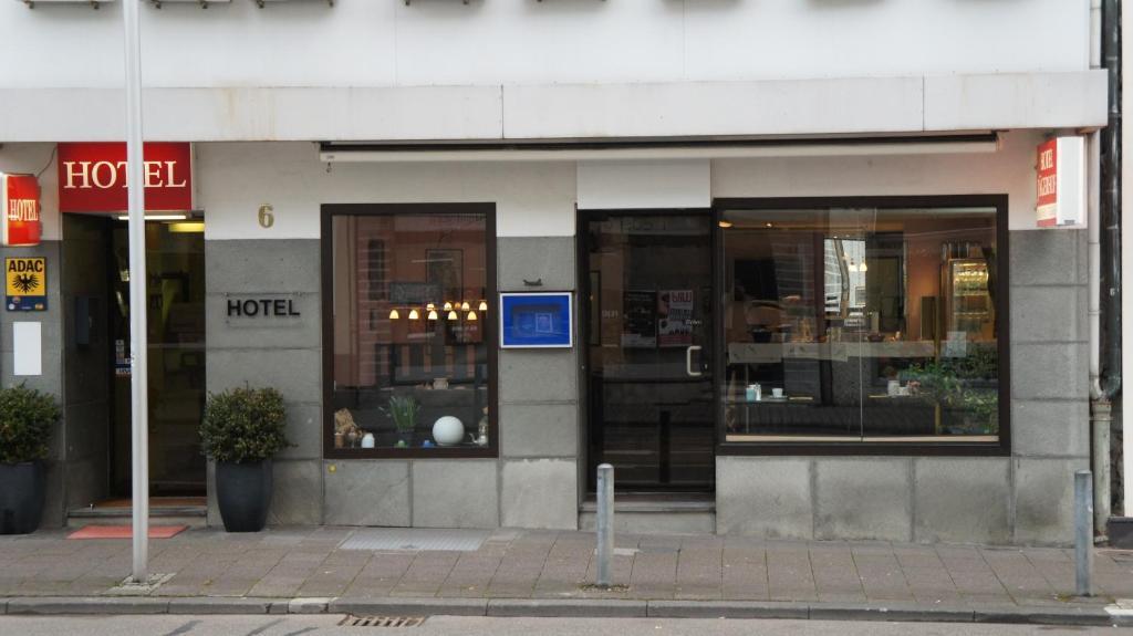 Hotel Jägerhof Wiesbaden Exteriör bild